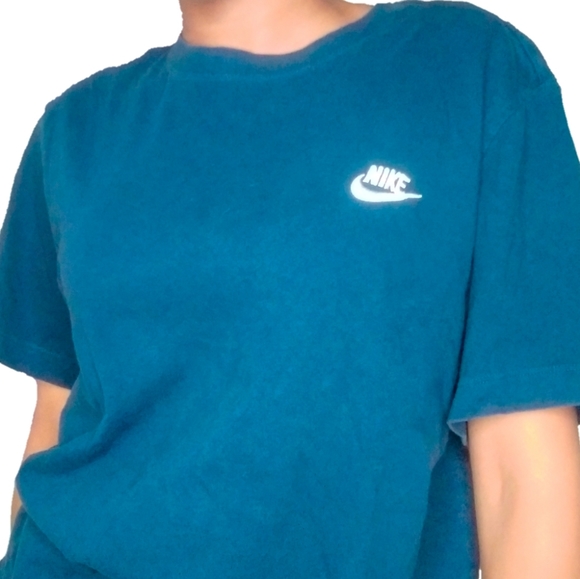 Nike navy blue short sleeve baggy tshirt - Picture 2 of 3